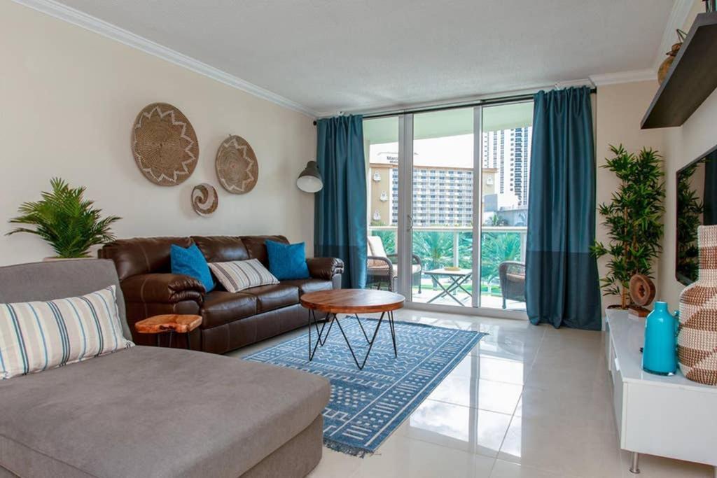 Beautiful Apartment Steps Away From The Beach Miami Beach Bagian luar foto